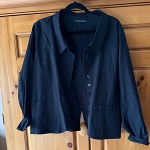 Snapdragon & Twig Women's Black Button-Up Shirt